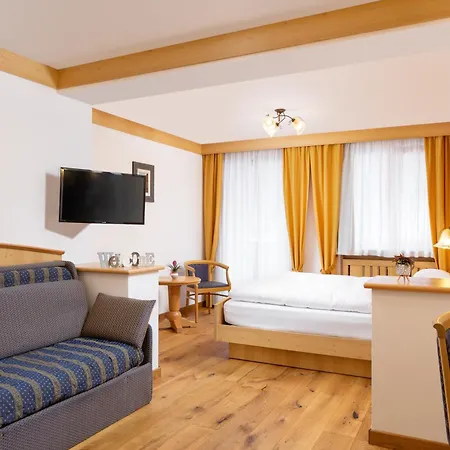 Hotel Pareda-3