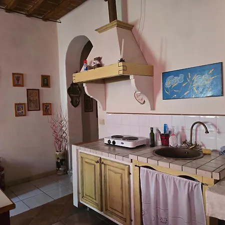 Due Borghi Guest House-2