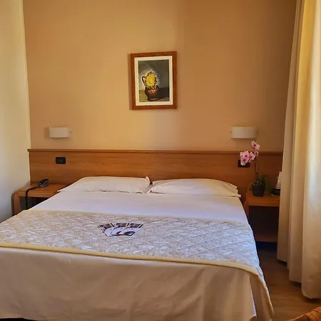 Hotel Lux-3