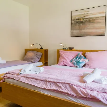 Julias Guesthouse-2