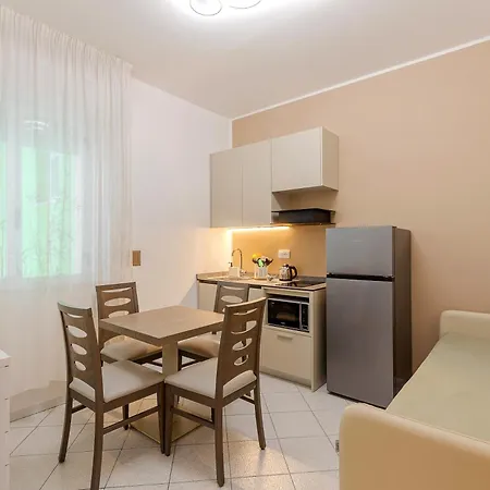 Residence Hotel Mizar-3