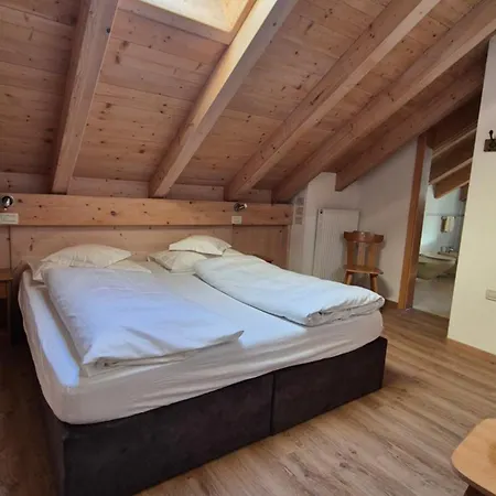 Garnì Lasteis B&B - apartments-2