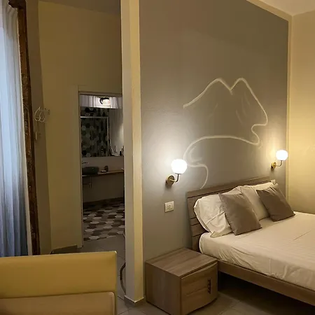 B&B Vicoli Di Napoli-3