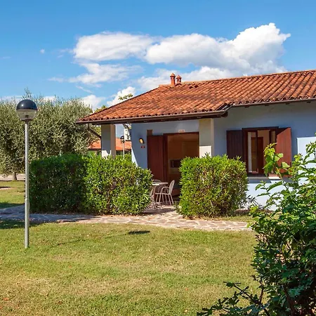 Bungalow 2 2-2