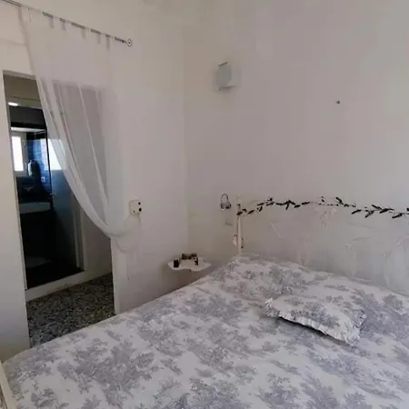 Fior Dei Carmeliti Rooms And Parking-3
