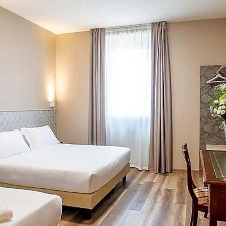 Hotel Della Rosa-3