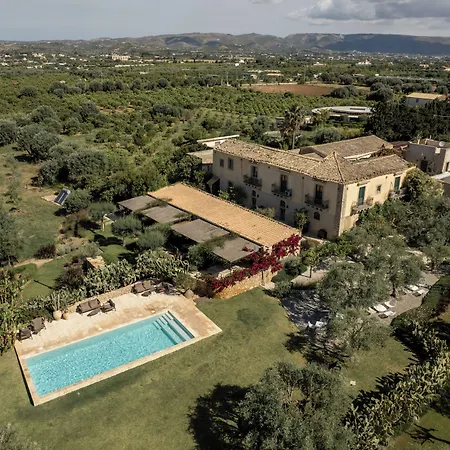 Baglio Siciliamo Country House-3