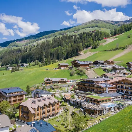 Berghotel - Sexten-3