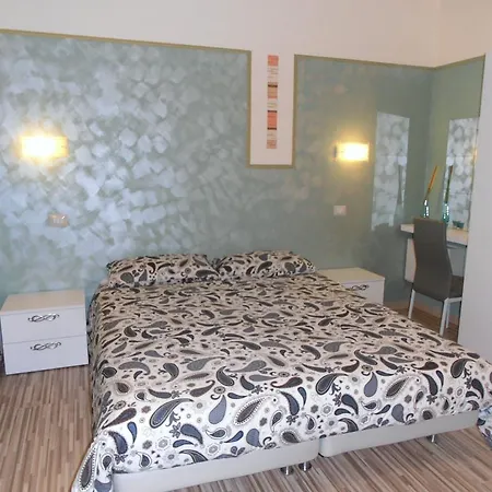 Verona Fiere Rooms-3