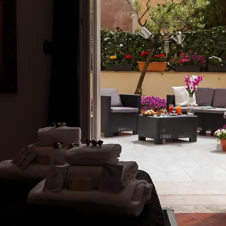 121 Candia Guest House-2
