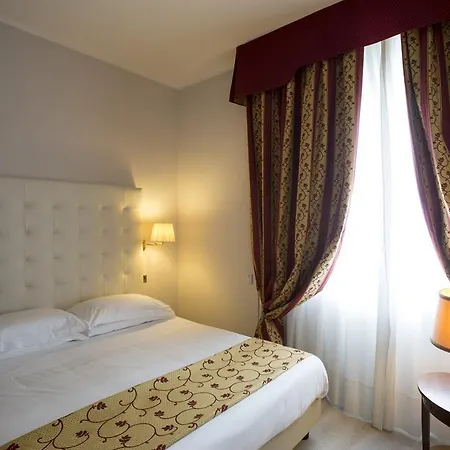 Hotel Carlton-2