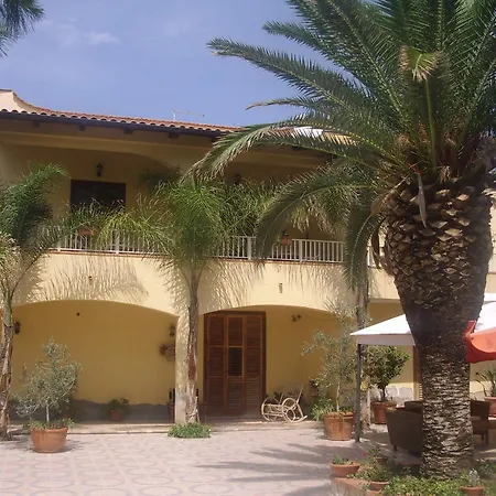 B&B Valoroso Village-2