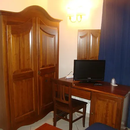Hotel Primus Roma-3