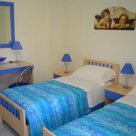 B&B Brezza Marina & Ristorante Shoreline-3