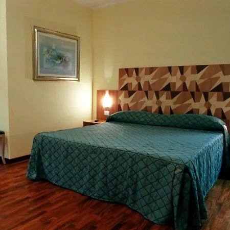 Hotel Della Citta Et De La Ville-3