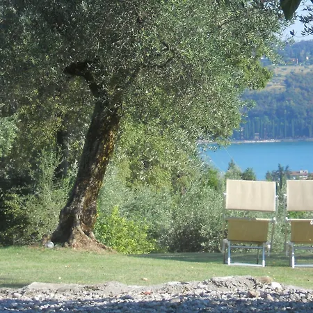 B&B Renzano Bedrooms-3