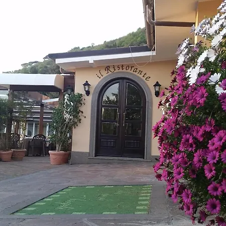 Hotel Villa Degli Angeli-2