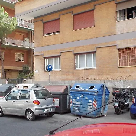 Roma Tourist House-3