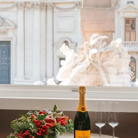 Rhea Silvia Luxury Navona-3