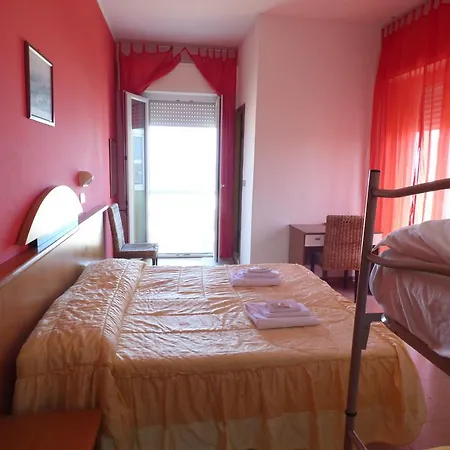 Consul Hotel-2