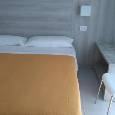 Hotel Monti-3