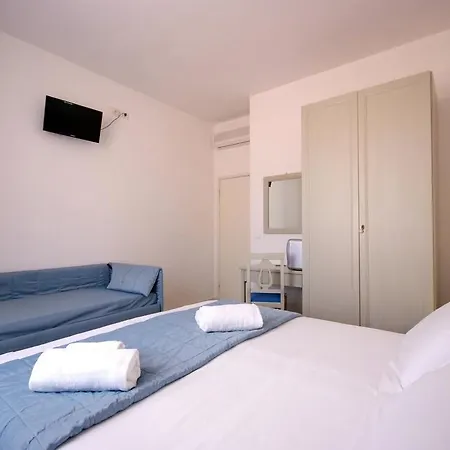 Albergo Dei 10 Colori-3
