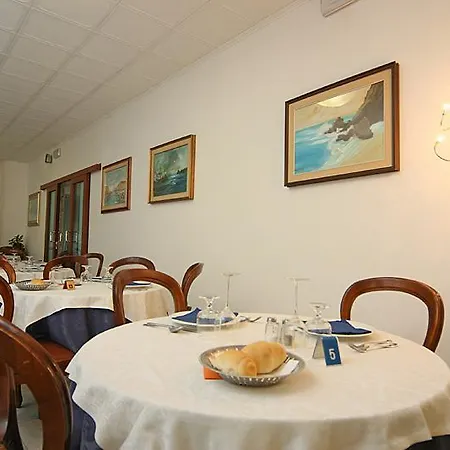 Hotel Lucciola-2