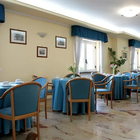 Hotel Iside-3