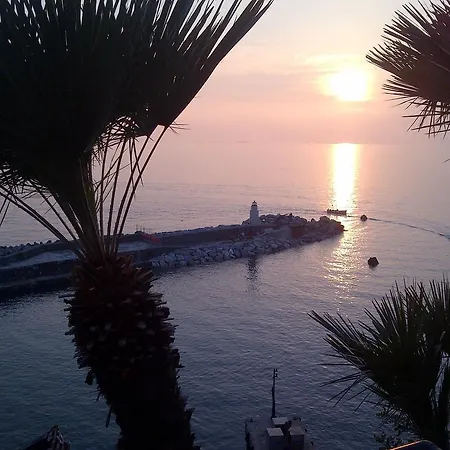 Al Piccolo Scoglio - Room & Breakfast-3