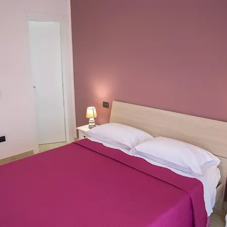 Gleda Rooms In The Square-2