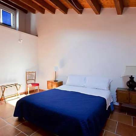 Apartment Dietro La Cattedrale-2