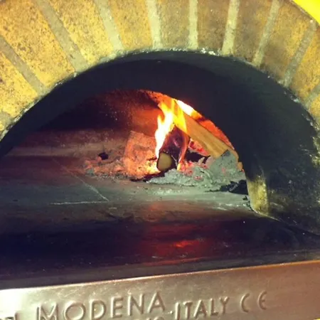 Albergo Ristorante Pomodoro-3