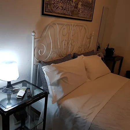 Mi Casa Es Tambien Tu Casa 2-3