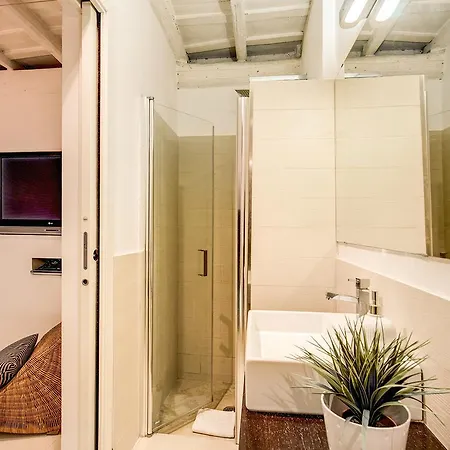 Yh Jacuzzi Suite-2