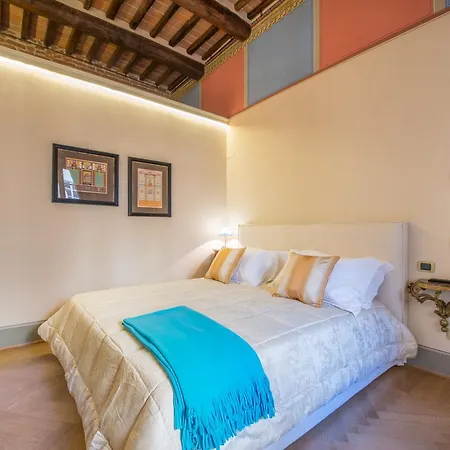 N.15 Santori Luxury Home-3