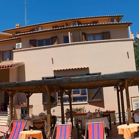 Hotel Maladroxia-3