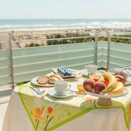 Hotel Riviera-2