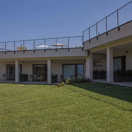 Villa La Rosa B&B-2