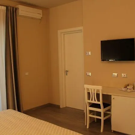 Il Viale b&b-3