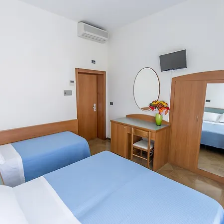 Hotel International-3