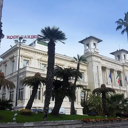 Palafiori Rooms Sanremo-3