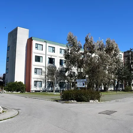 Russott Hotel-3