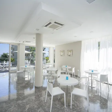 Hotel Constellation-2