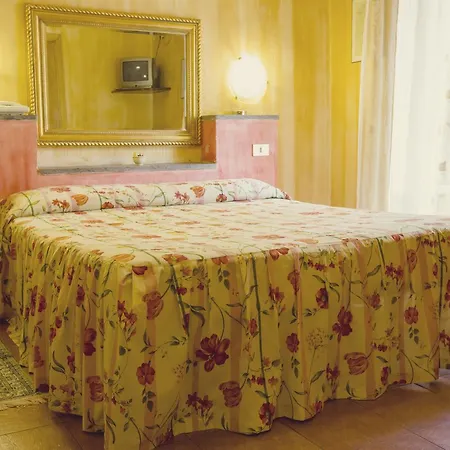 Hotel Centrale-2