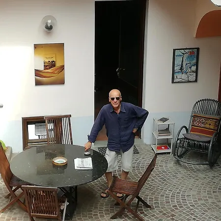 Casa Asso Di Coppe B&B-2
