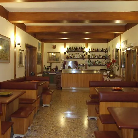 Hotel Villa Patrizia-3