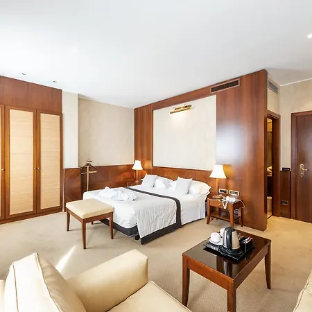 Hotel Ascot-2