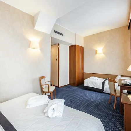 Hotel Ascot-3