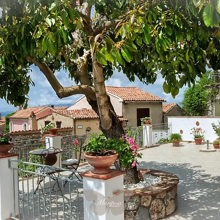 B&B Mariposa-2