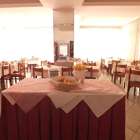 Hotel Luana-3